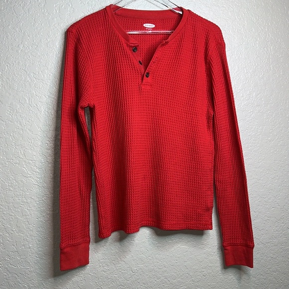 Old Navy Red Long Sleeve Waffle Knit Soft Washed Top - Picture 2 of 5